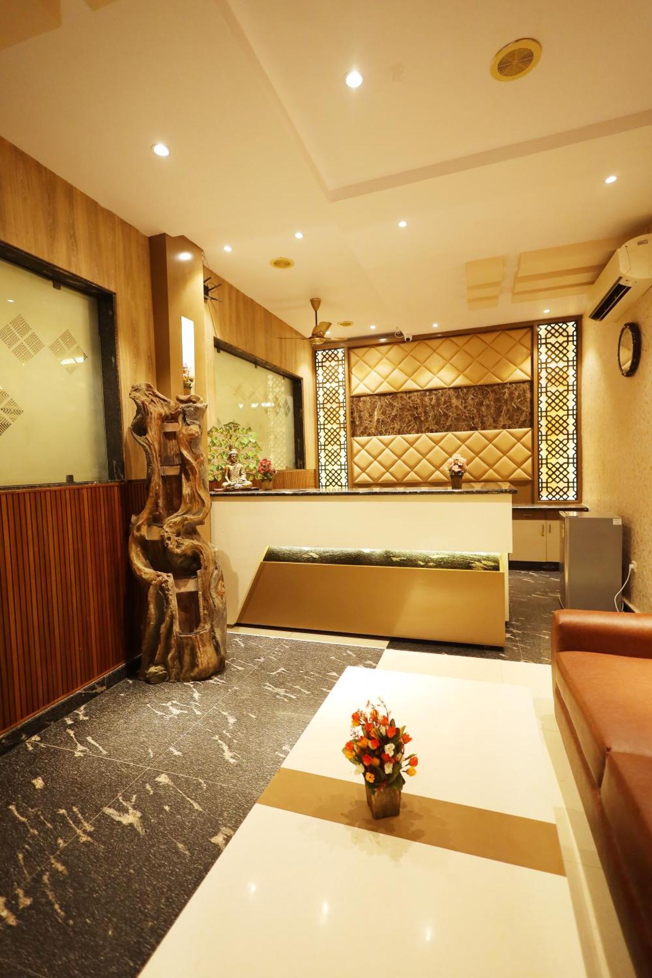Hotel Bhagyaraj Palace A Luxury Hotel Keshavpuram Канпур Экстерьер фото